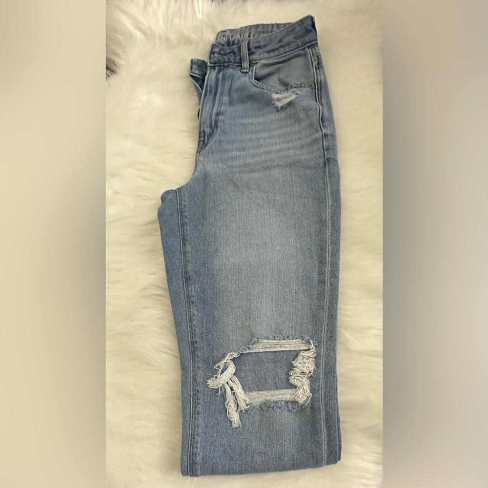 AE Light Blue Distressed Mom Denim - Size: 2